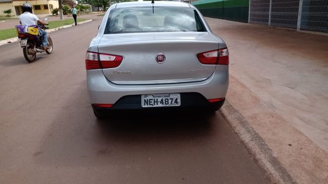 FIAT GRAND SIENA ATTRACTIVE 1.4 Ano 18/18 - Foto 4