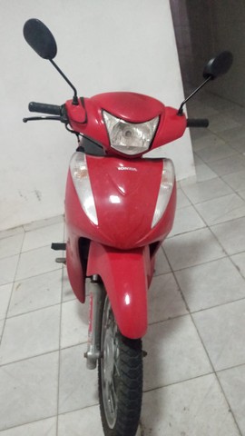 MOTO USADA
