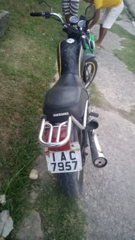 VENDO ESTA MOTO