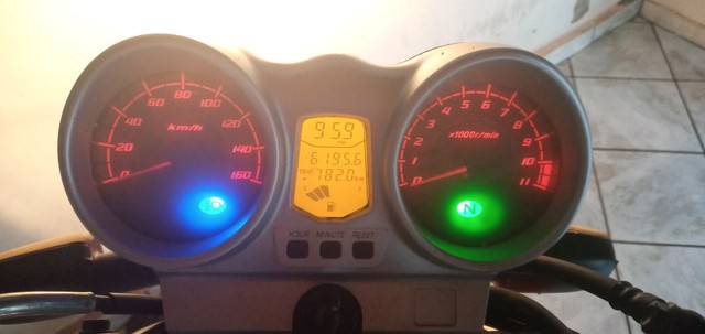 MOTO TOP TROCO POR CARRO ?