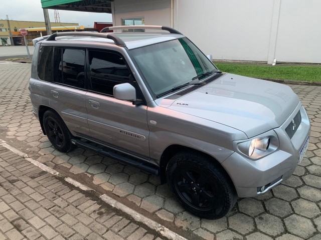PAJERO TR4 2007 2.0 4X4 16V 140CV FLEX 4P AUTOMÁTICA