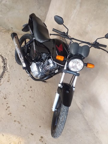 VENDO MOTO FAN 150