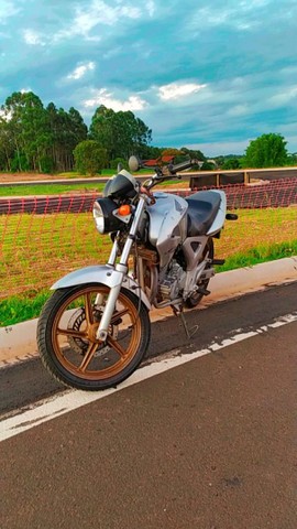 TWISTER 2005, VENDO OU TROCO POR OUTRA MOTO.