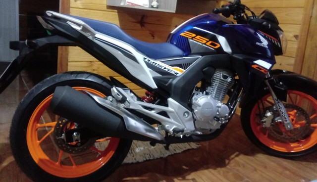 MOTO
