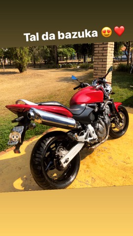 HONDA HORNET CARBURADA 2005 ZERADA