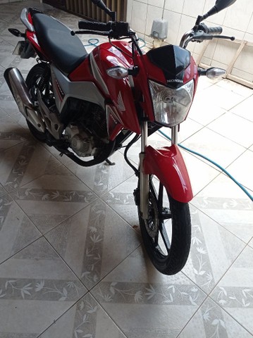 TITAN 160
