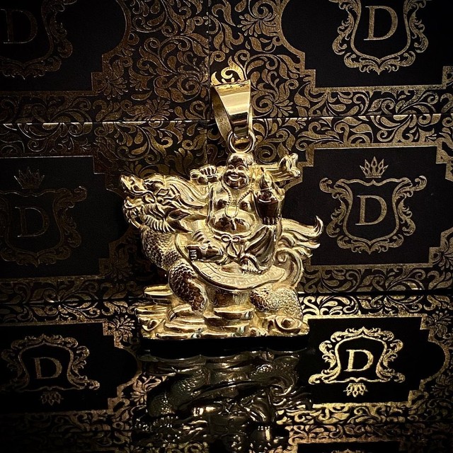Pingente em Ouro 18K 60 gramas - Foto 5