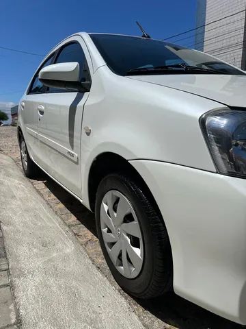 Toyota Etios Sedan 1.5 X manual - Foto 5
