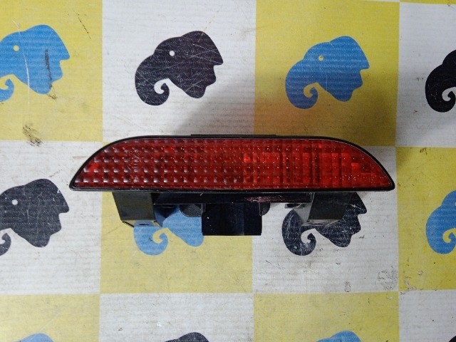  Lanterna Luz Freio Break Light  da Tampa Traseira Kwid Cod. 7635-601 - Foto 2