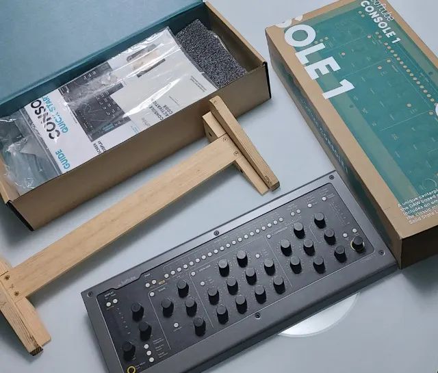 Softube Console 1 Mk2 - Instrumentos musicais - Picanço, Guarulhos