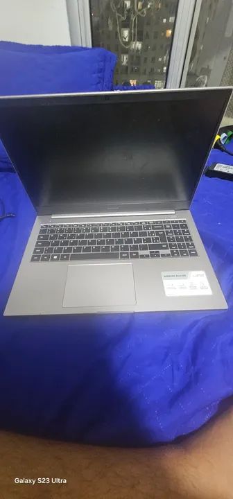 Notebook Samsung Book E20