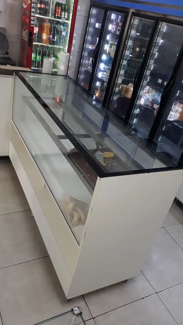 FRENTE PADARIA ,VASCAS DE PÃES DE SAL E VITRINES PÃES . - Foto 6