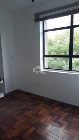Sala Comercial com 62,89m², no bairro independência em Porto Alegre