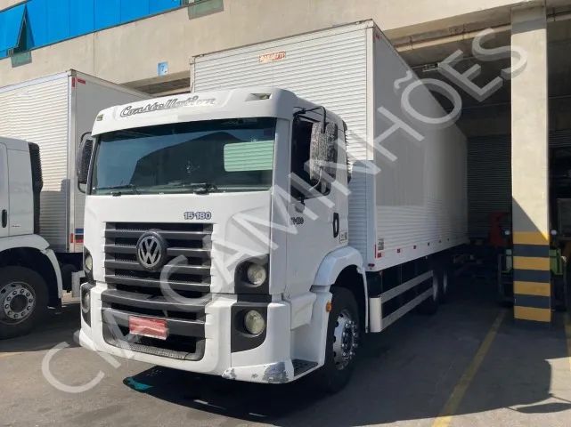 VW 15-180 6X2 ANO 2009 BAU 8,5M - Foto 3
