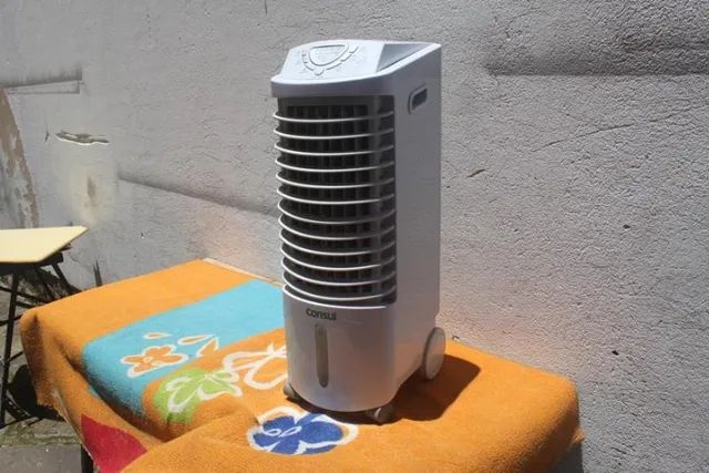  Climatizador Compacto Aquecedor 110v - Ref. C1m06cbana - Consul - Foto 3