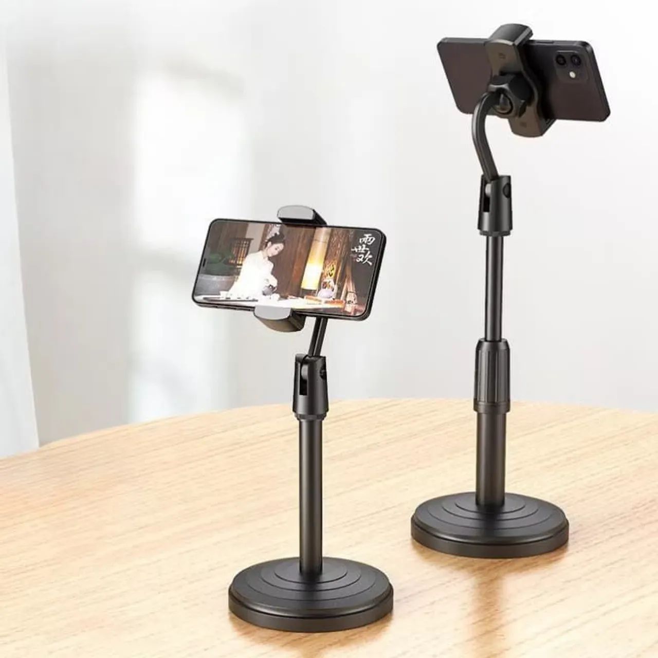 Suporte Tripé 360° Ideal Para Gravação de Vídeos Para Mesa Com Mini Pedestal Ajustável - Foto 4