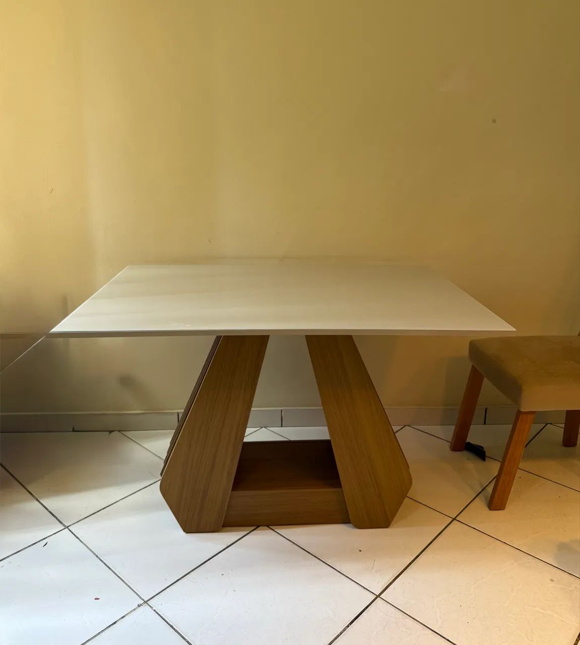 Mesa de sala e cadeiras  - Foto 2