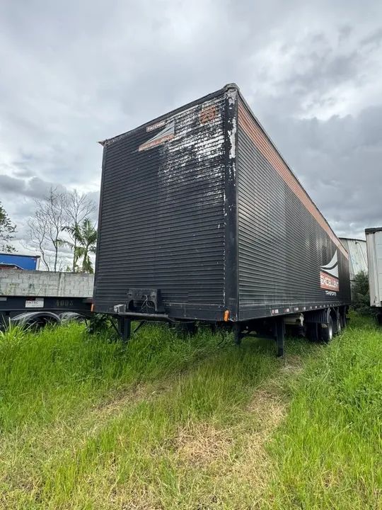 CARRETA BAU 3 EIXOS 2009 30P C/ PNEUS