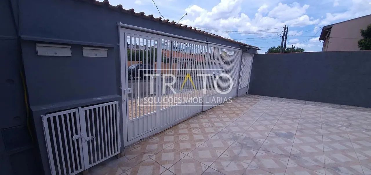 Com amplo quintal para 12 carros, com espaço para piscina - Foto 4