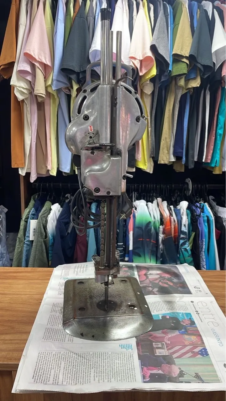 Máquina de Costura Industrial