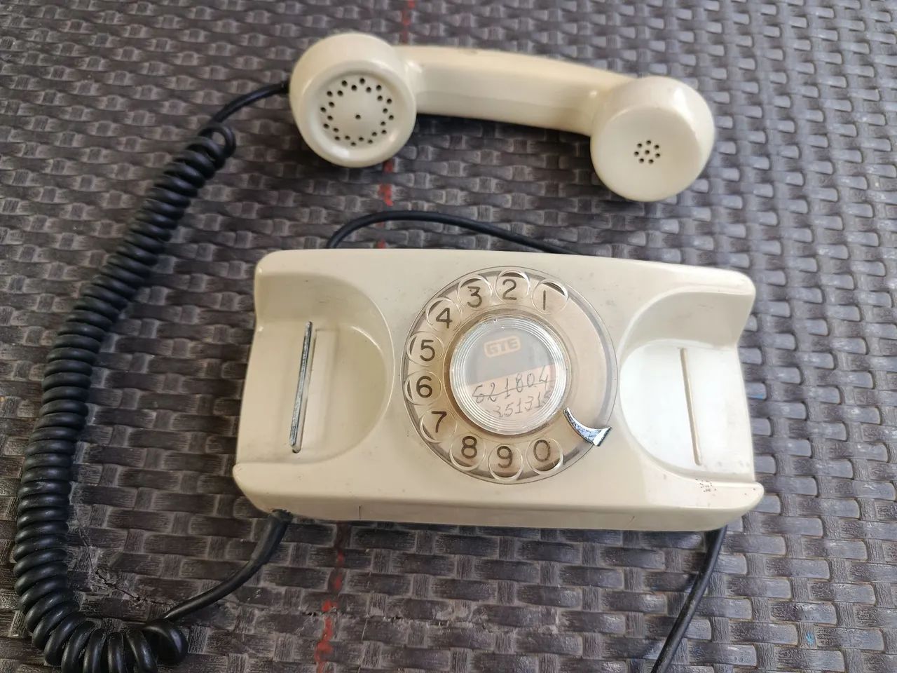 Telefone antigo