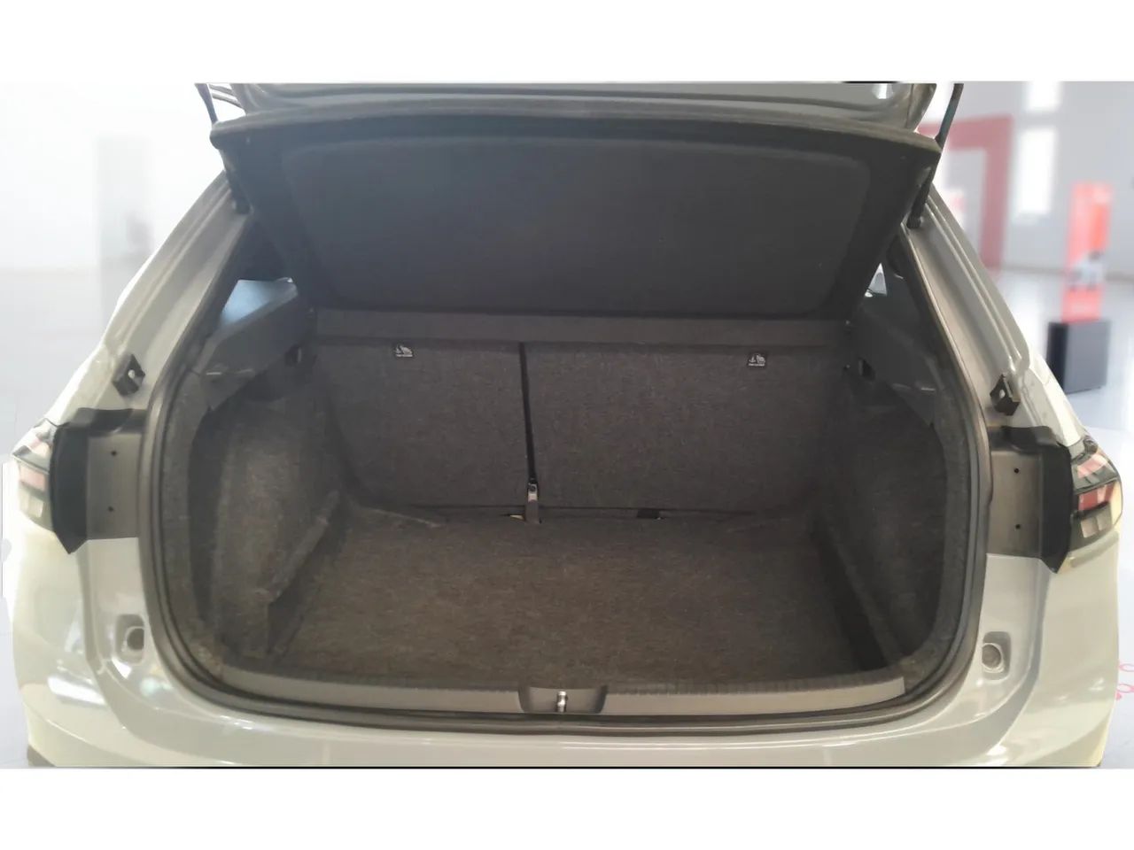 Volkswagen Nivus Highline 1.0 200 TSI Flex AUT 2024 - Foto 14