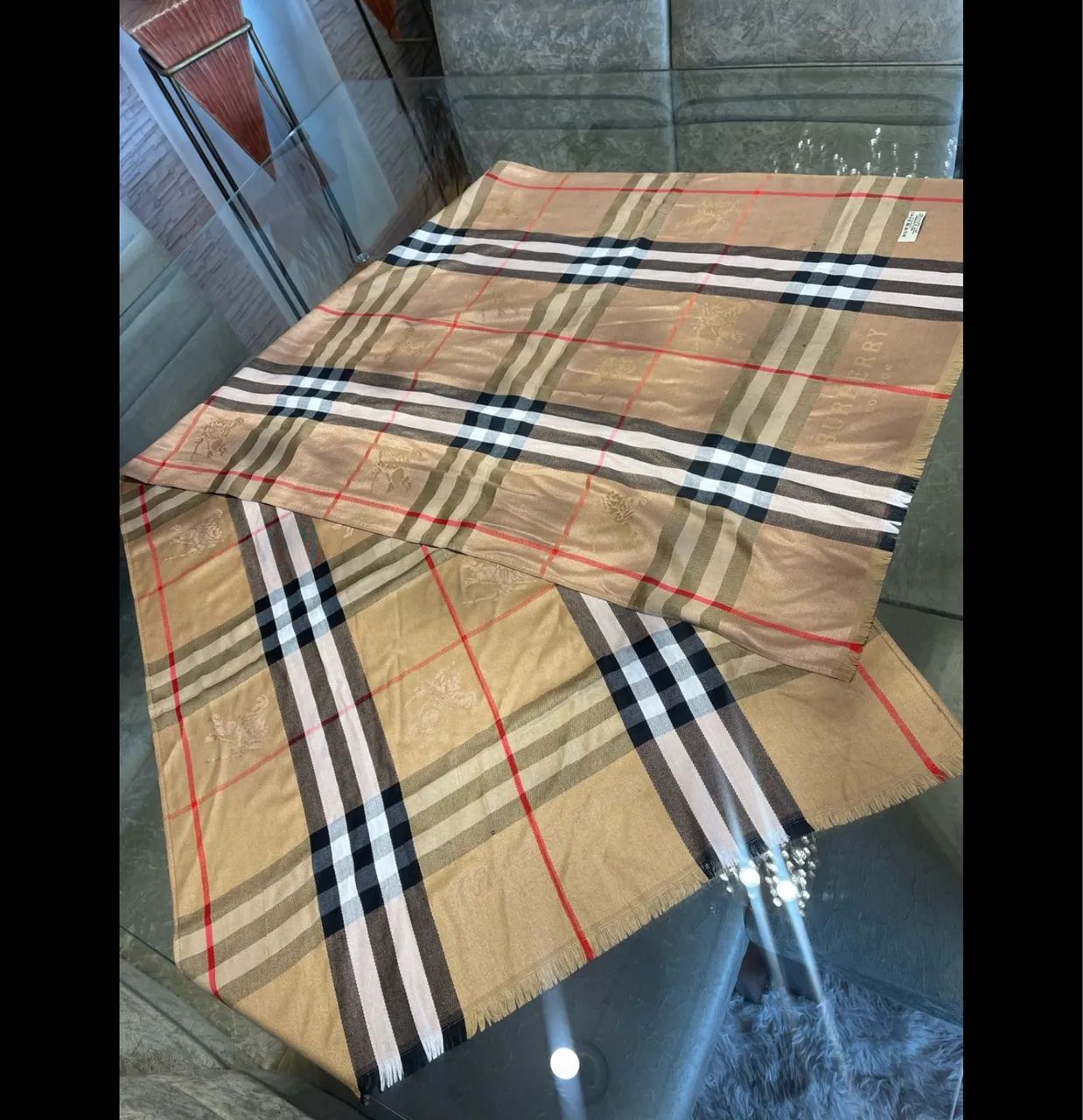 Lenço burberry  - Foto 2