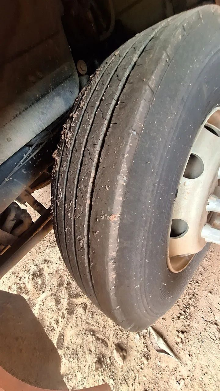 Caminhão truck Bau - Foto 3