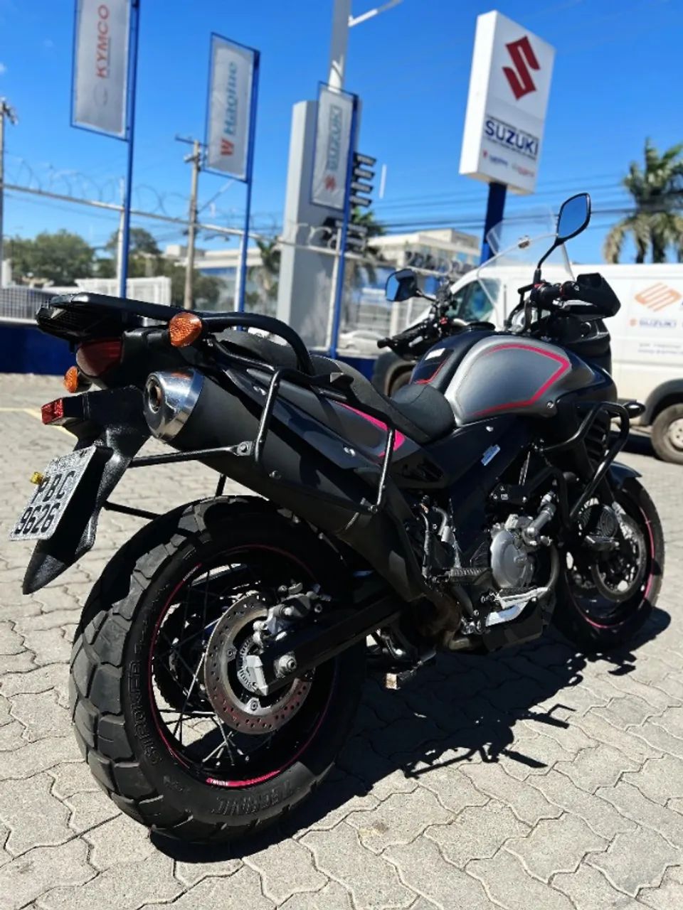 SUZUKI VSTROM 650 XT 17/18 - Foto 5