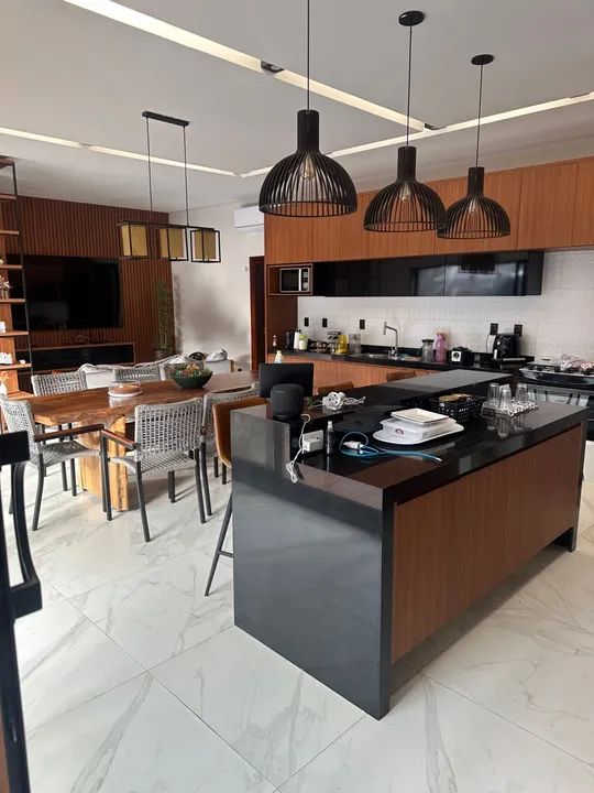 Casa top novinha 