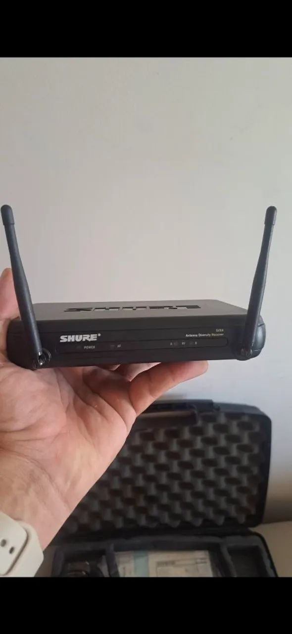 Vendo microfone Shure UHF PG 58 sem fio - Foto 5