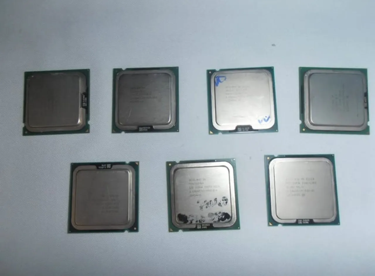 Lote de 16 processadores para LGA 775