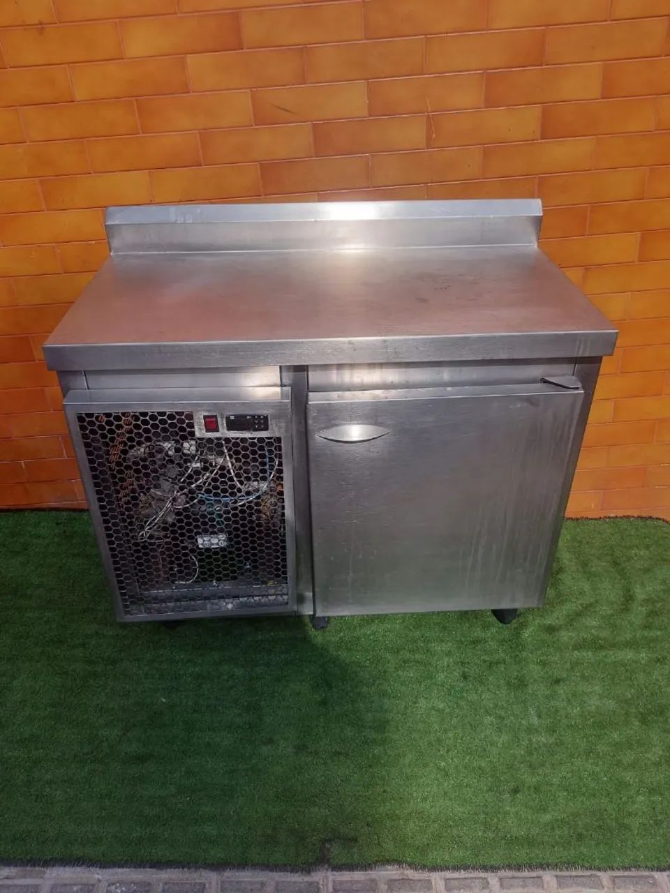 Balcão Refrigerado inox Cozil 