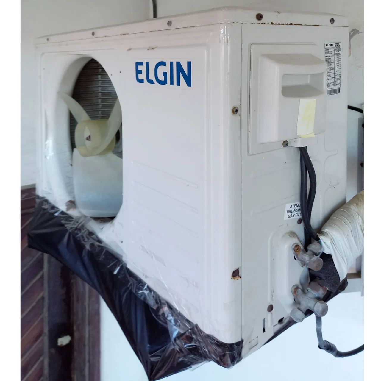 Condensadora Elgin para Split 18000 BTUs. Modelo HAFE18B2NA Frio Eco Logic 220V.