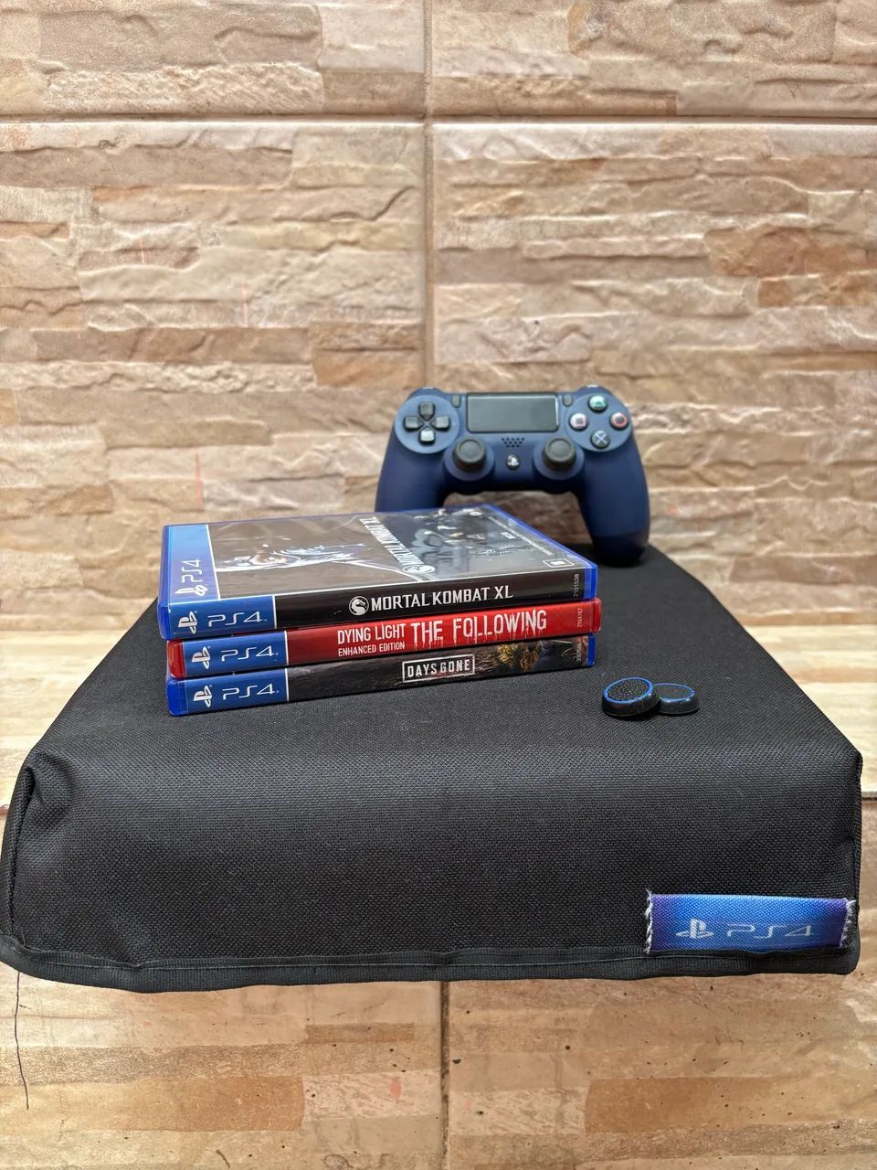 PS4 Impecável (Silencioso) + Controle Novo + 3 jogos