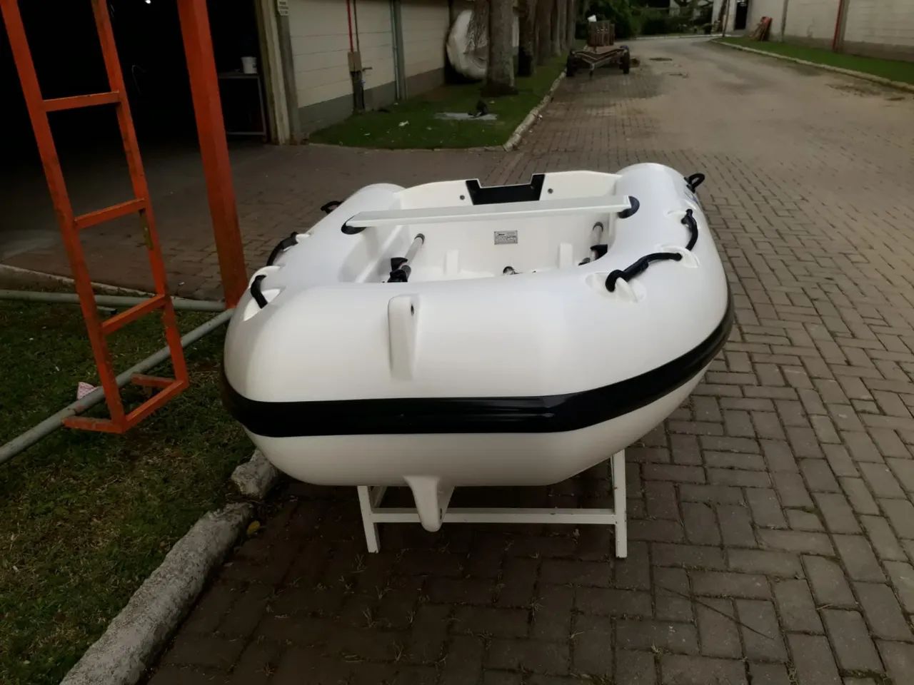 Motor 5hp mecruiser bote de apoio rígido  - Foto 2