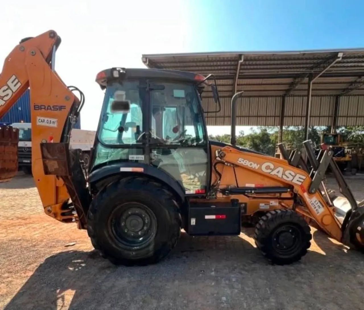 Retroescavadeira CASE 580N 2020 - Foto 2