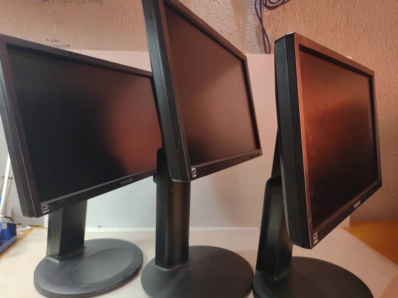 Monitor Positivo Led 19 polegadas Dvi e VGA  - Foto 4