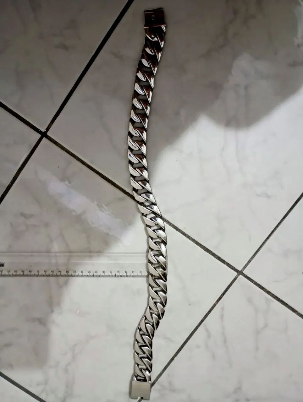 Correntes de Aço Inox: Design Robusto e Elegante - Foto 4