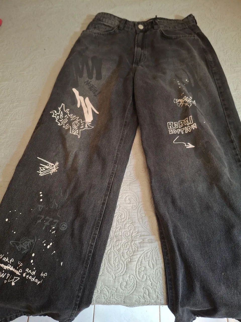 Calça Baggy diferenciada