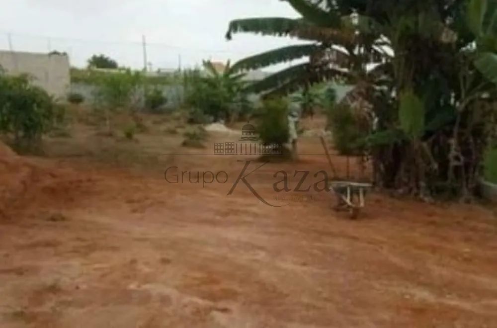 Terreno Padrão em Jacareí