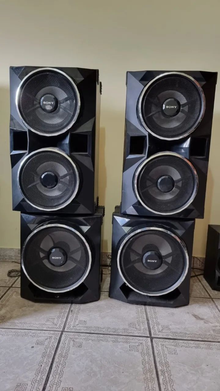Conjunto de Caixas de Som Sony GPX88 (A retirar)