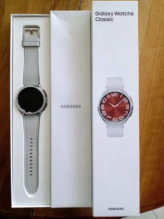 Samsung Smartwatch Galaxy Watch6 Classic LTE 43mm Tela Super AMOLED de 1.31" Prata<br> - Foto 2