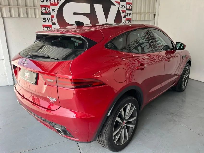 Jaguar E-PACE 2.0 16V P300 GASOLINA R-DYNAMIC SE AWD AUTOMÁTICO - Foto 5