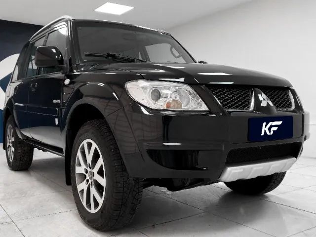 Mitsubishi Pajero TR4 2.0 Automático 4X4 Flex 2012 Preto Completo