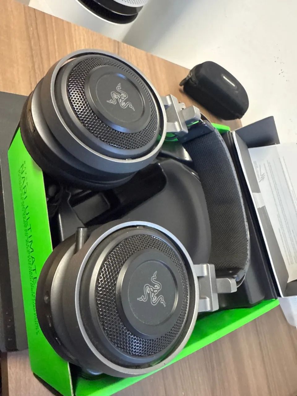 Razer Nari Ultimate - Headset Gamer Sem Fio com Haptic - Foto 2