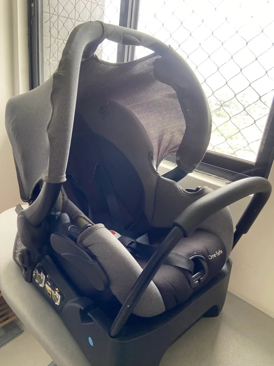 Carrinho de bebê com bebê conforto Safety 1st - Foto 3