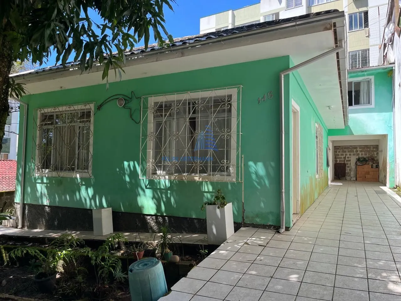 Casa em Carvoeira, Florianópolis/SC, ideal para edificar Kitnets, Escritura Pública