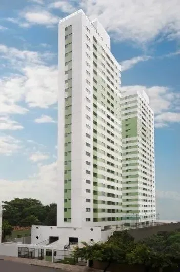 Imóvel para aluguel possui 62 metros quadrados com 3 quartos em Torre - Recife - PE