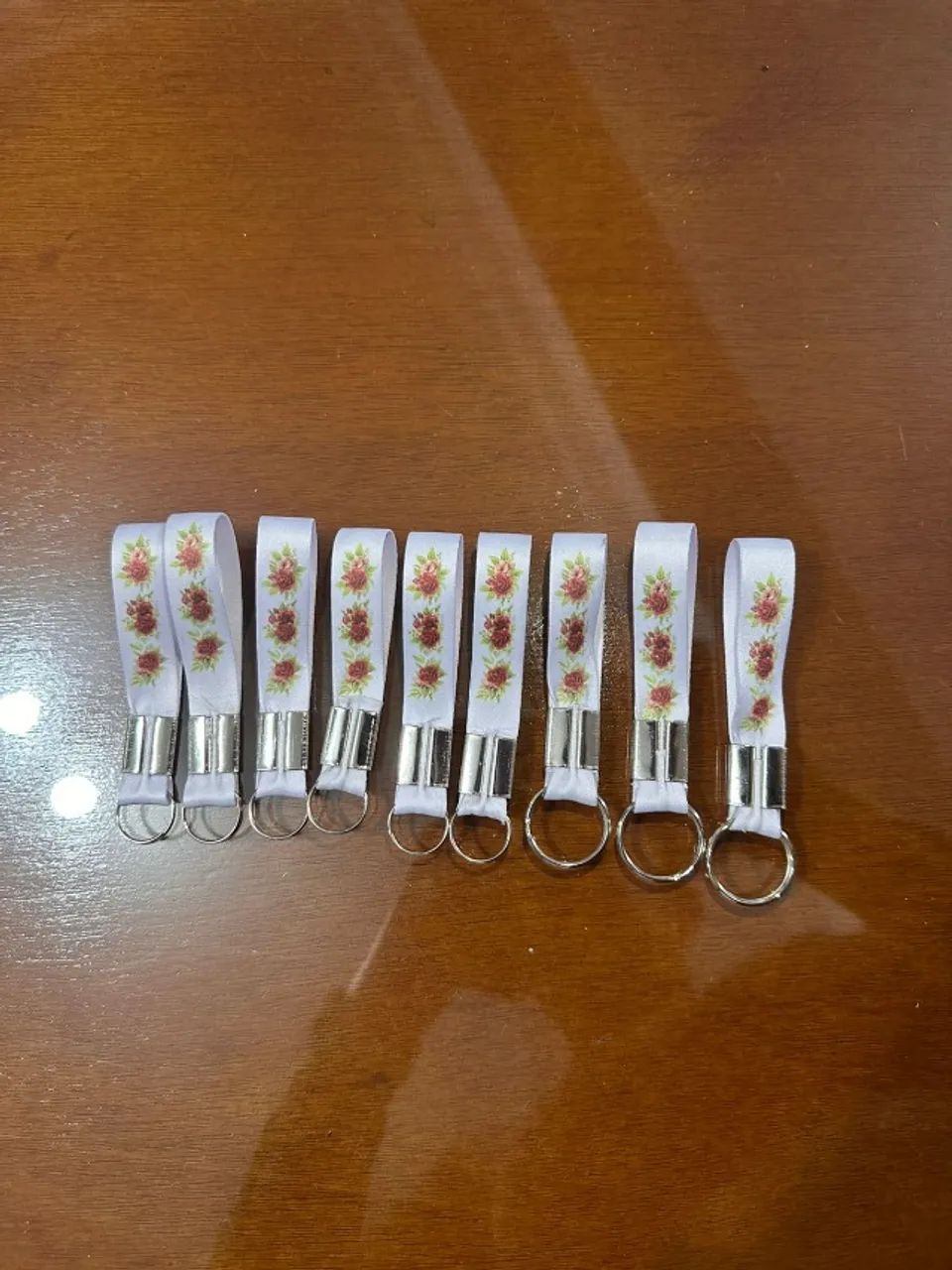 Lembrancinhas Personalizadas para Madrinhas e Aniversários: Chaveiro Personalizado - Foto 3